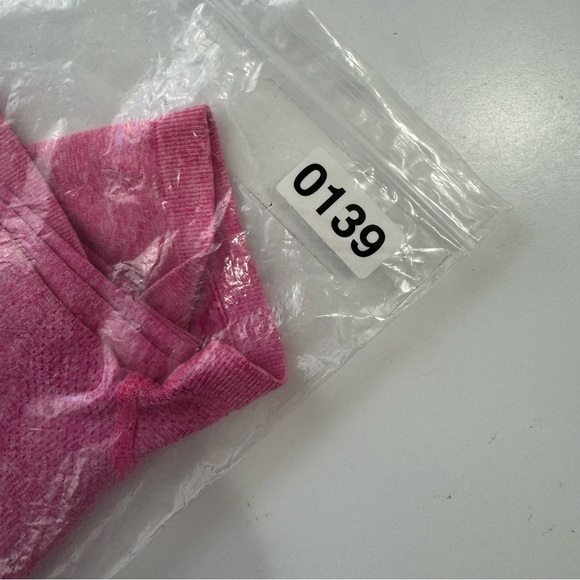 Athleta Womens XS Pink Fastest Track Tee Shirt Seamless Stretchy Active Running - Picture 10 of 10